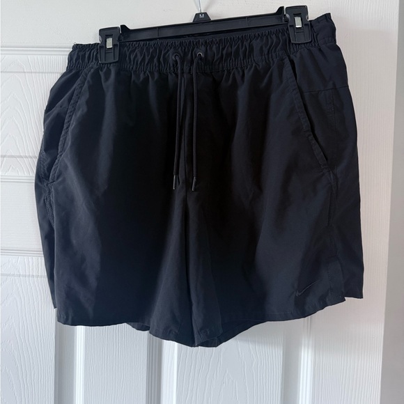 Nike Black Dri-FIT Shorts - Picture 1 of 4